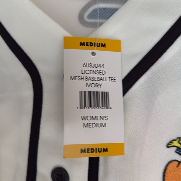 Looney TunesTweety Bird Baseball Jersey women’s medium - Picture 3 of 4